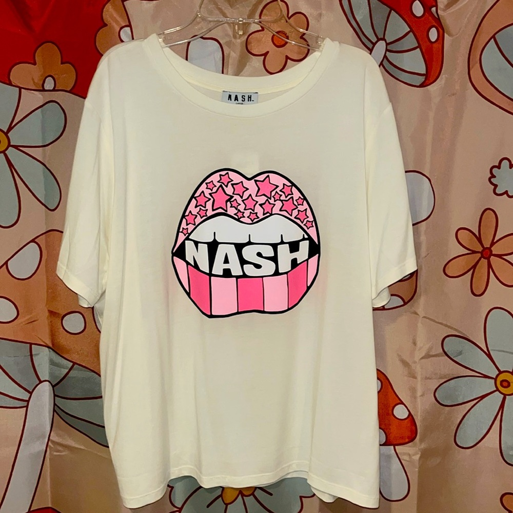 Nash pink lips white tee